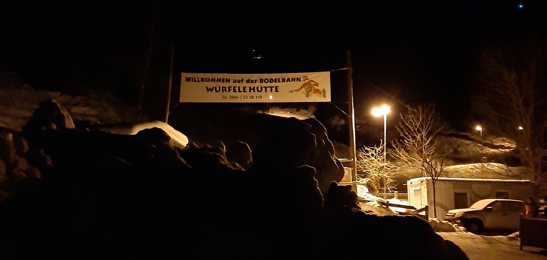 parkplatz-wrfelehtte.jpg